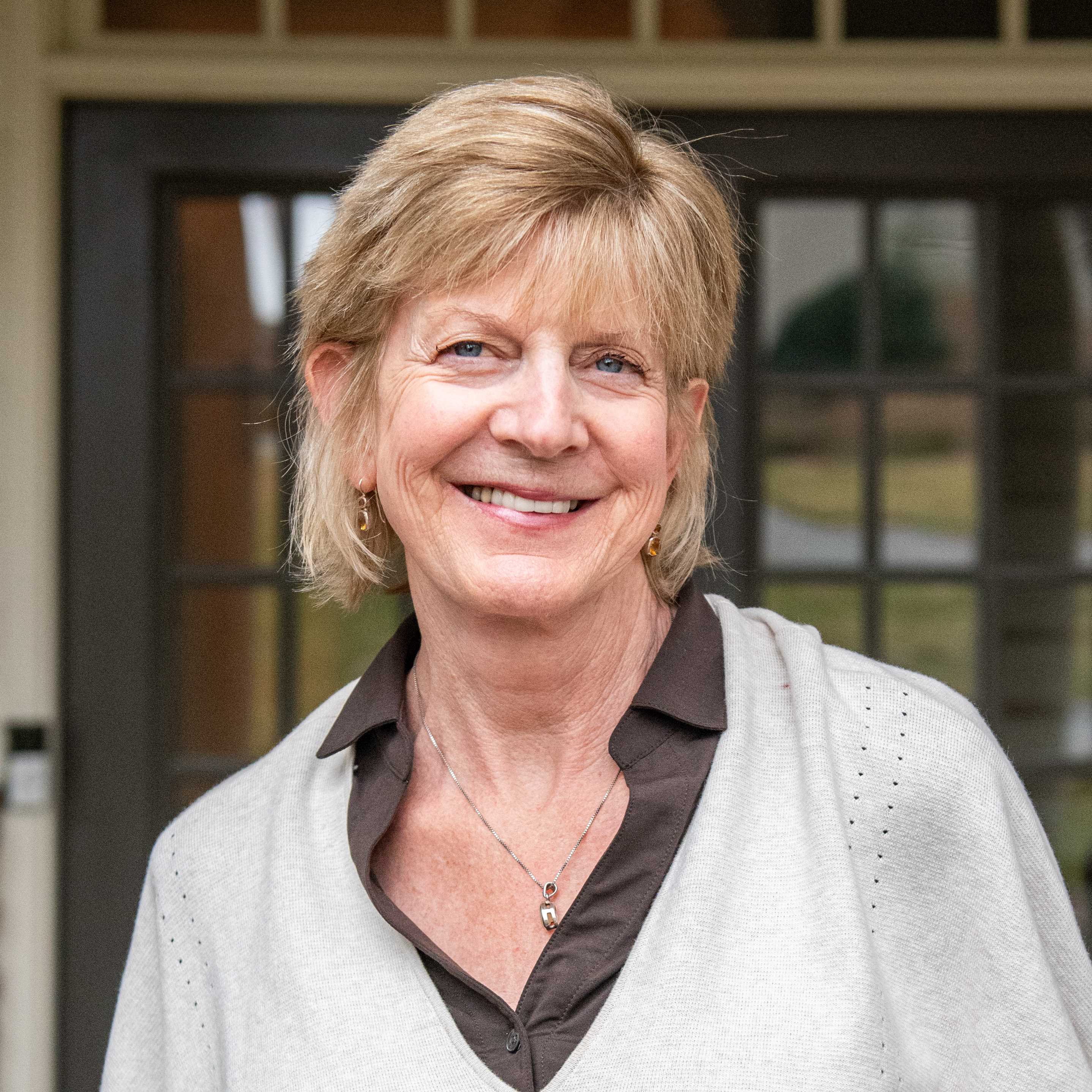 Betsy Thurston Registered Dietitian: Service Image-0